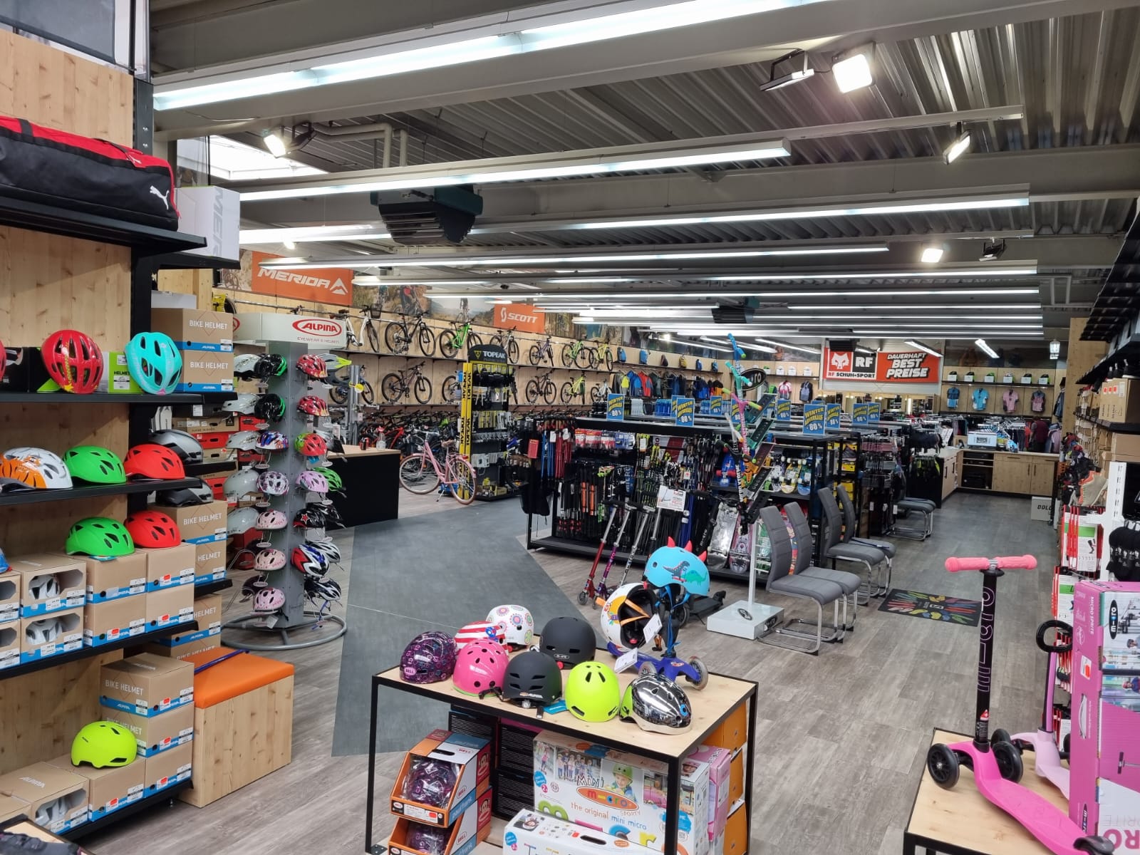Sport- und Fahrradzubehör bei RF Schuh+Sport